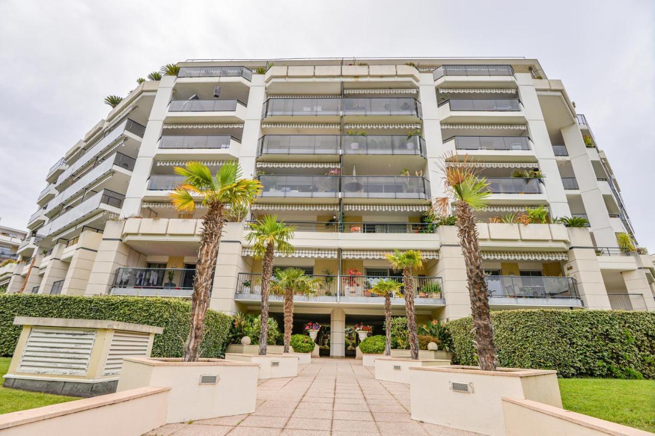 Le Lido - Piscine, Proche Plage Cagnes-sur-Mer Ngoại thất bức ảnh